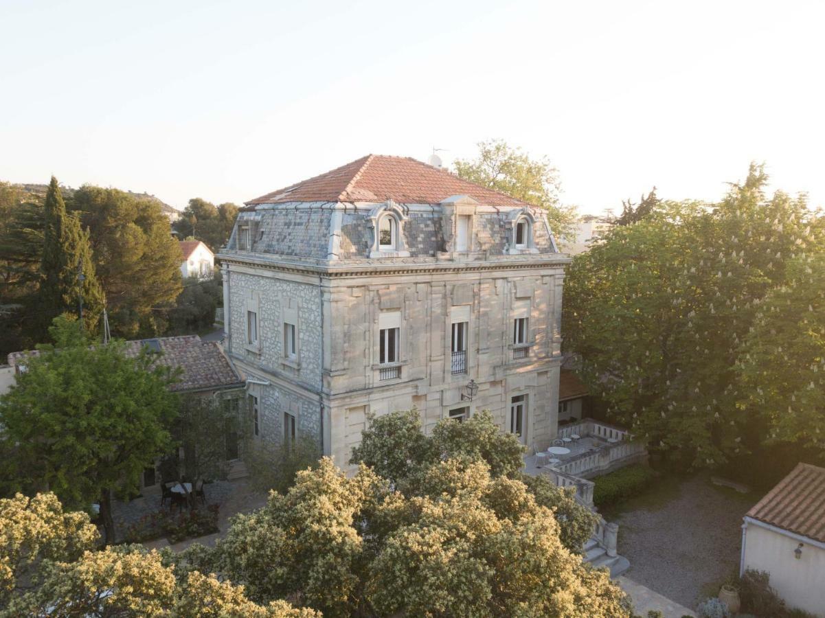 Logis Hotel - Restaurant Residence Les Cedres Villeneuve-lès-Avignon Exterior photo